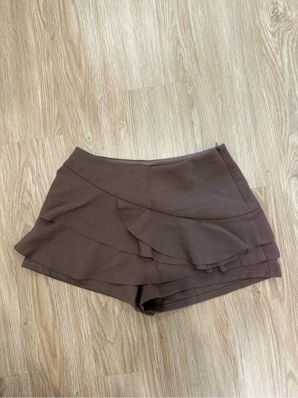DO+BE Brown Ruffle Layered Skort